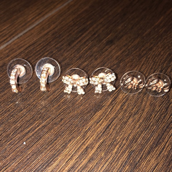 Assorted earrings - Picture 2 of 2